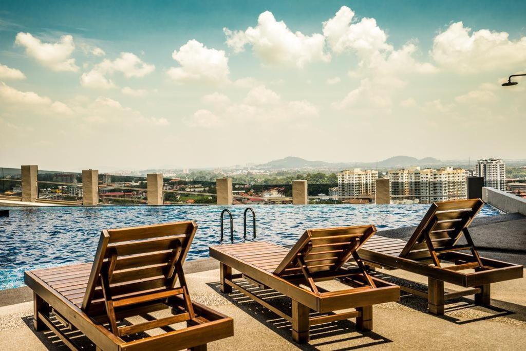 Imperio Residence Melaka - Lovely Classic Studio For Couple Stay With Wifi Extérieur photo